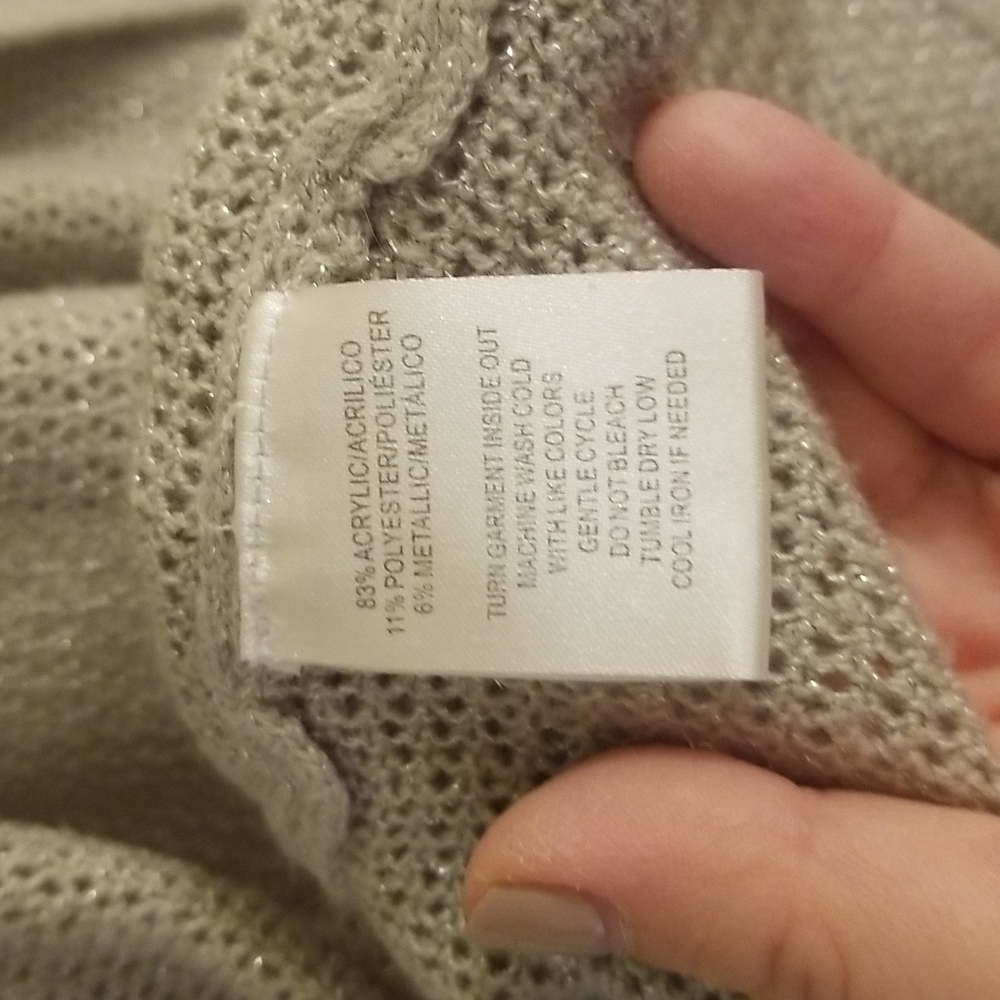 Stylish sweater - Picture 3 of 5